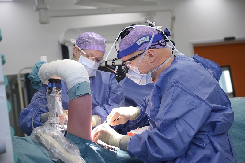 Eerste ribresectie Catharina Ziekenhuis