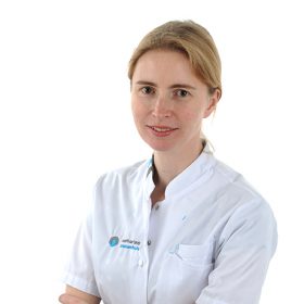 Stoop, C.W.M. (Corlien)