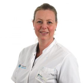 Braam, L.R.M. (Loes)