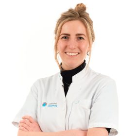 Berg van den, E.J.C. (Evi)