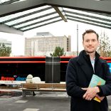 Onderzoekende buschauffeur promoveert aan de Technische Universiteit