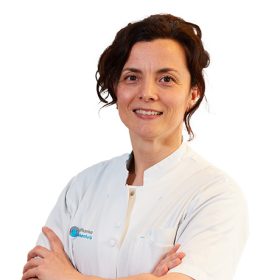 Steendam, C.M.J. (Christi)