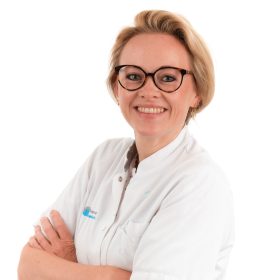 Antonis, M.M.C. (Marlou)