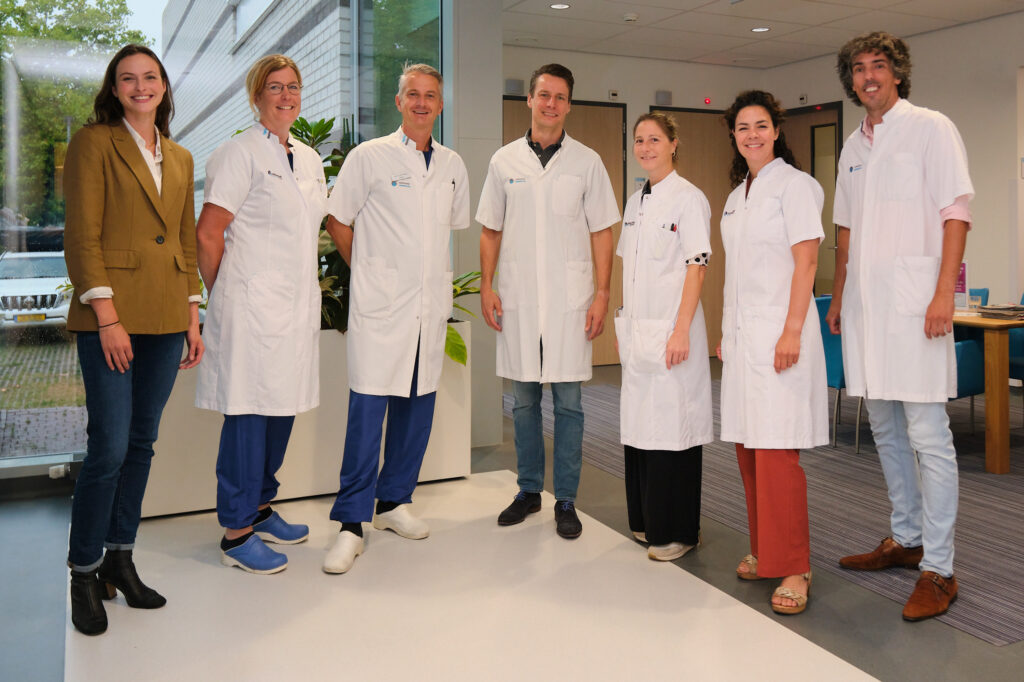 Multidisciplinaire onderzoeksteam MedZO
v.l.n.r.: Simone Doreleijers, Johanne Bloemen, Pim Burger, Joost Nederend, Heike Peulen, Irene van Hellemond ,Ramon-Michel Schreuder